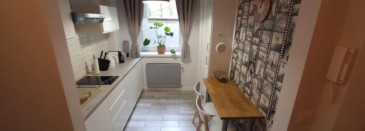 Апартаменти Apartament Antresola Drzewna Зелена Гура Екстер'єр фото